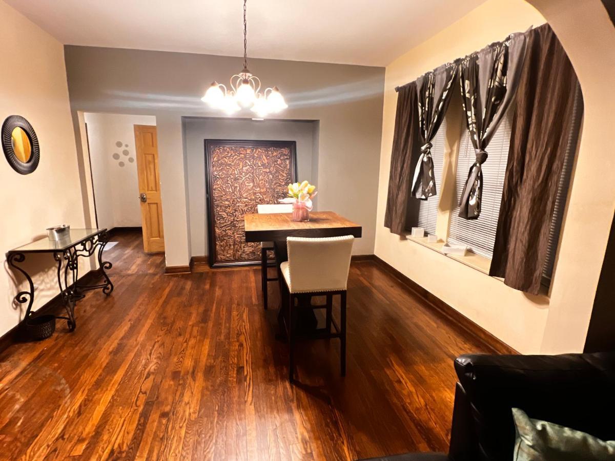 Отель Clean, Spacious, Inexpensive Queen Br Чикаго Экстерьер фото